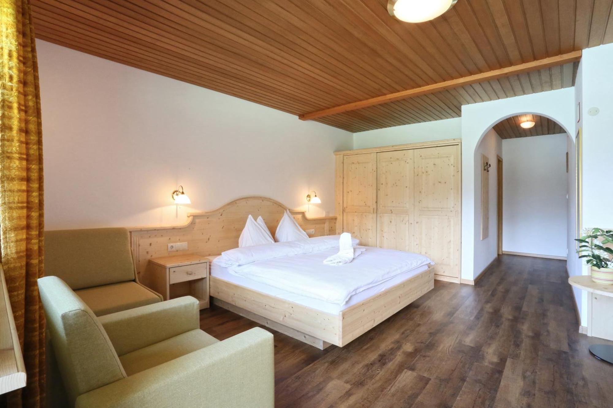 Hotel Seehof Monguelfo-Tesido / Welsberg-Taisten Esterno foto