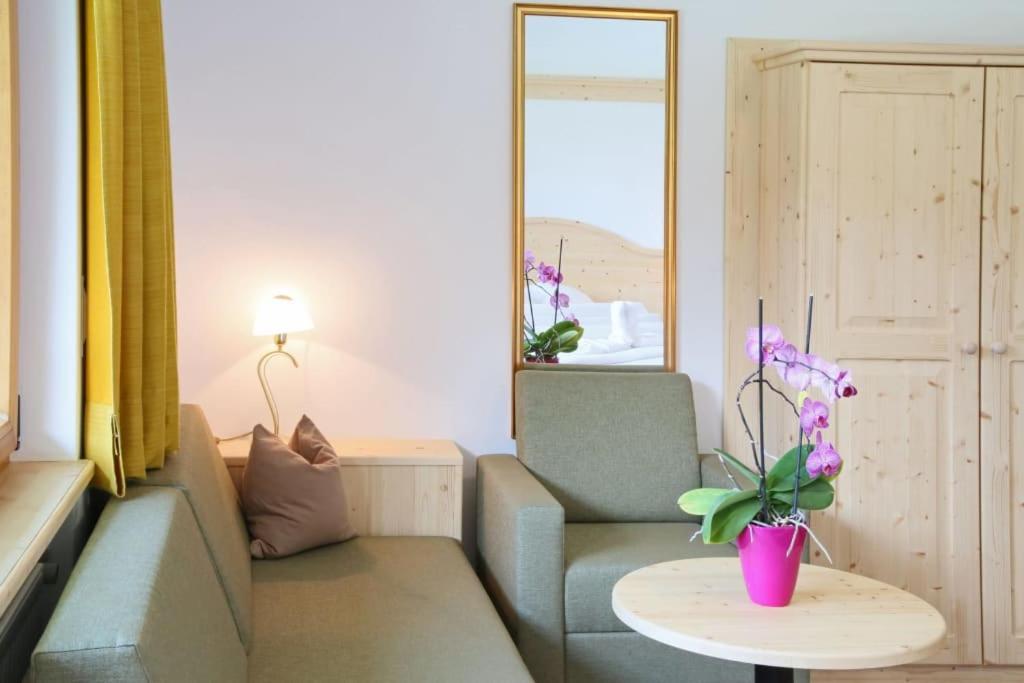Hotel Seehof Monguelfo-Tesido / Welsberg-Taisten Esterno foto