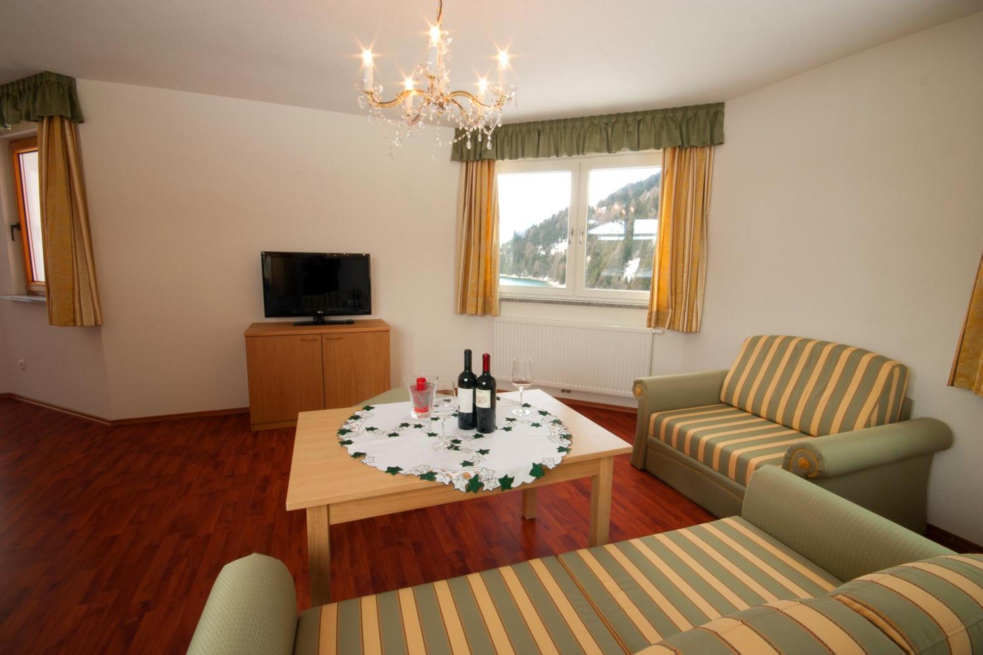 Hotel Seehof Monguelfo-Tesido / Welsberg-Taisten Esterno foto