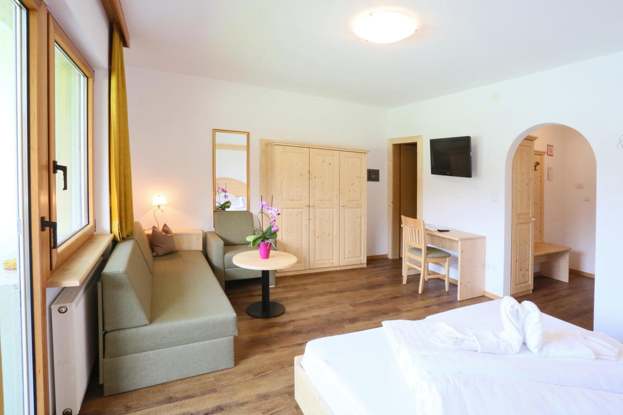 Hotel Seehof Monguelfo-Tesido / Welsberg-Taisten Esterno foto